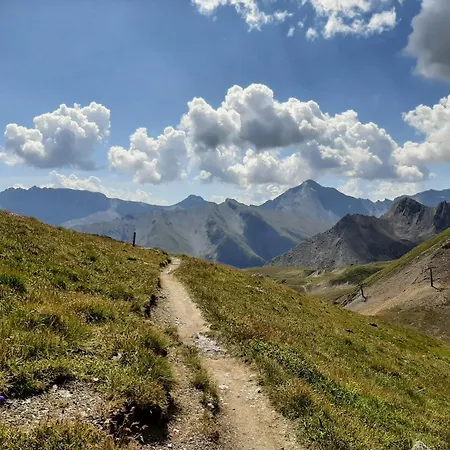 Hotel Buckelhof - - Only 20 Min From Ischgl See